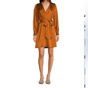 ALEX MARIE NWT Size 16 Paige Satin Honey color Mini Dress with pockets.